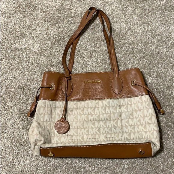 Michael Kors purse - Picture 1 of 1